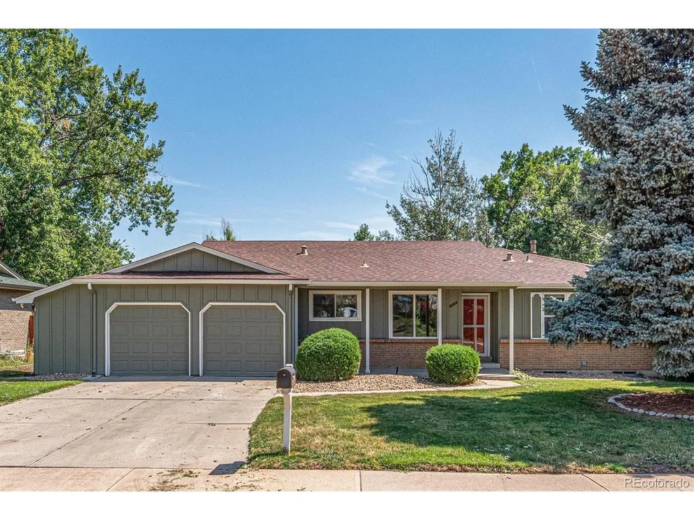 Unit for sale at 2246 S Dover Way, Lakewood, CO 80227