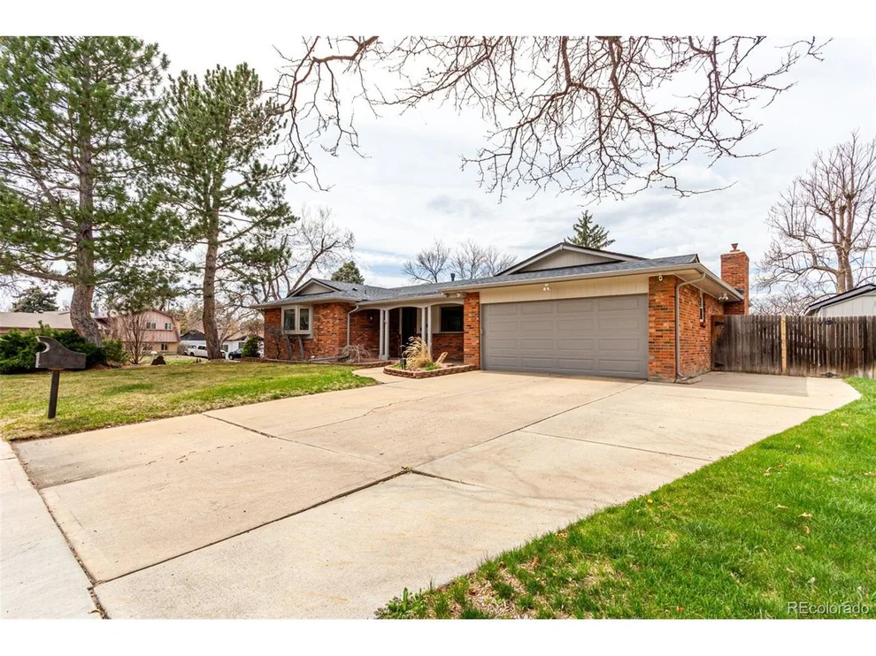 Unit for sale at 699 S Oswego St, Aurora, CO 80012