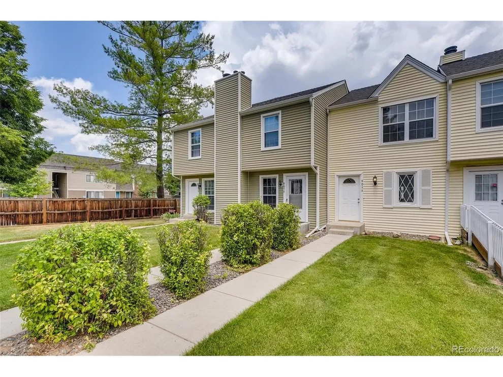 Unit for sale at 9054 W Dartmouth Pl, Lakewood, CO 80227