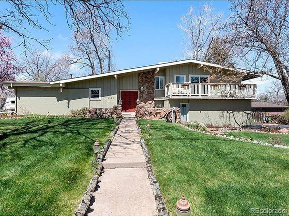 Unit for sale at 6969 S Sheridan Blvd, Littleton, CO 80128