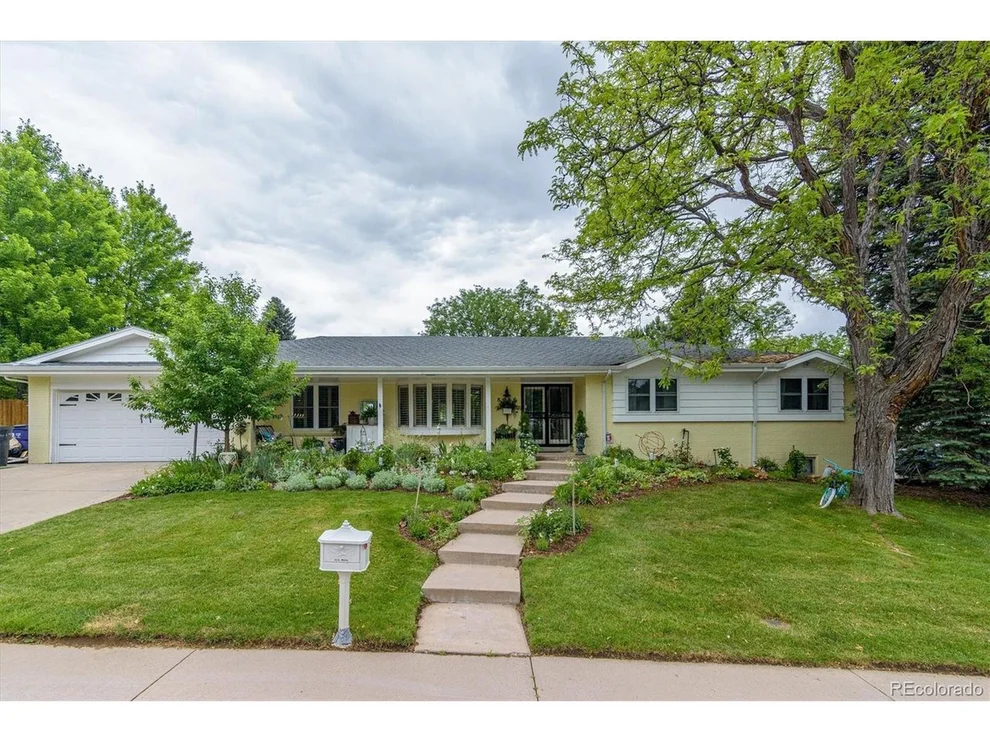 Unit for sale at 8566 E Lehigh Ave, Denver, CO 80237