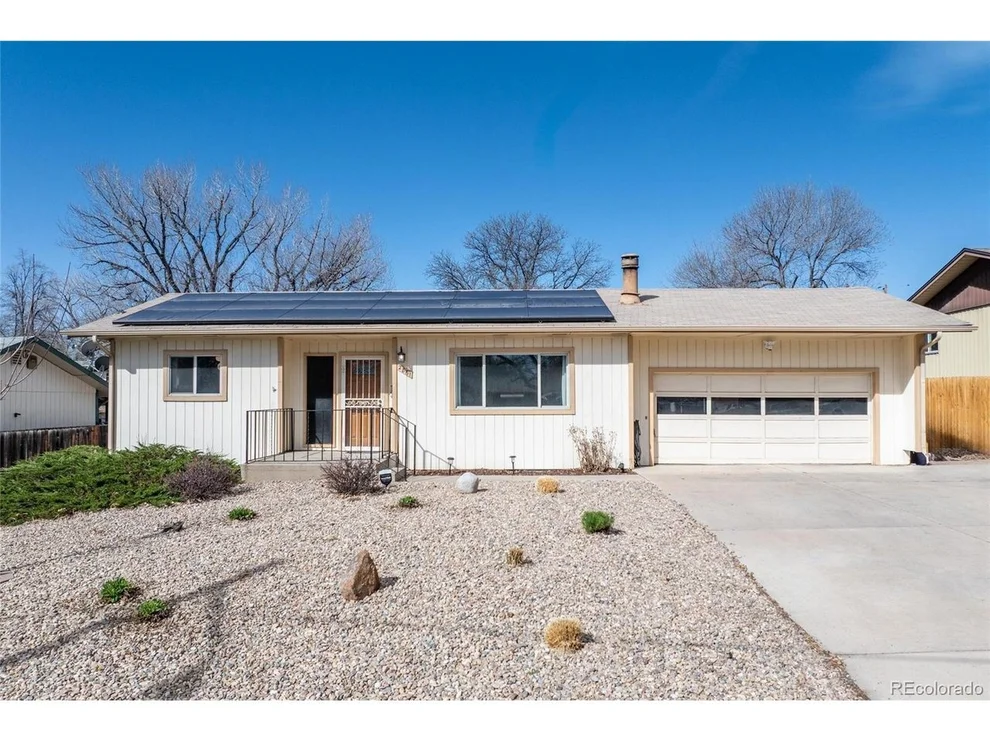 Unit for sale at 2861 S Sheridan Blvd, Denver, CO 80227