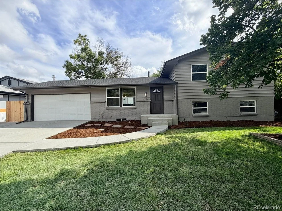 Unit for sale at 6962 Ingalls St, Arvada, CO 80003
