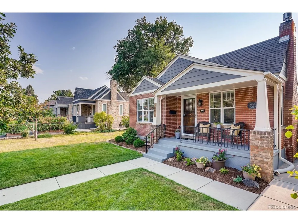 Unit for sale at 3837 S Lincoln St, Englewood, CO 80113
