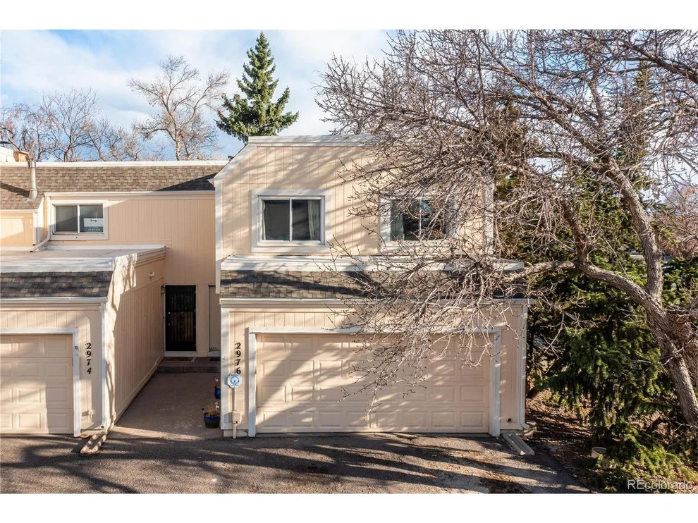 Unit for sale at 2976 S Parker Ct, Aurora, CO 80014