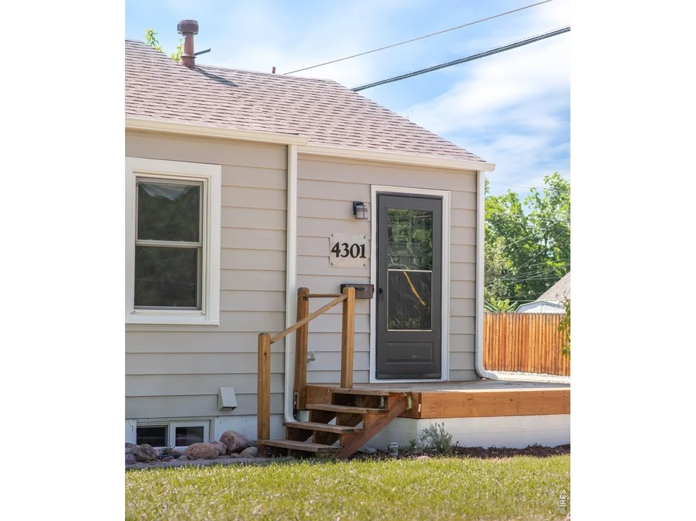 Unit for sale at 4301 S Grant St, Englewood, CO 80113