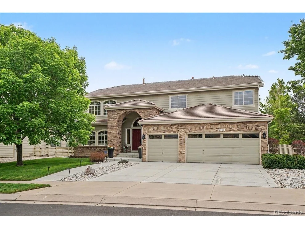 Unit for sale at 4566 Castle Cir, Broomfield, CO 80023