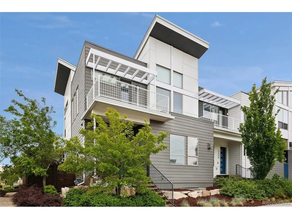 Unit for sale at 5548 Valentia Ct, Denver, CO 80238