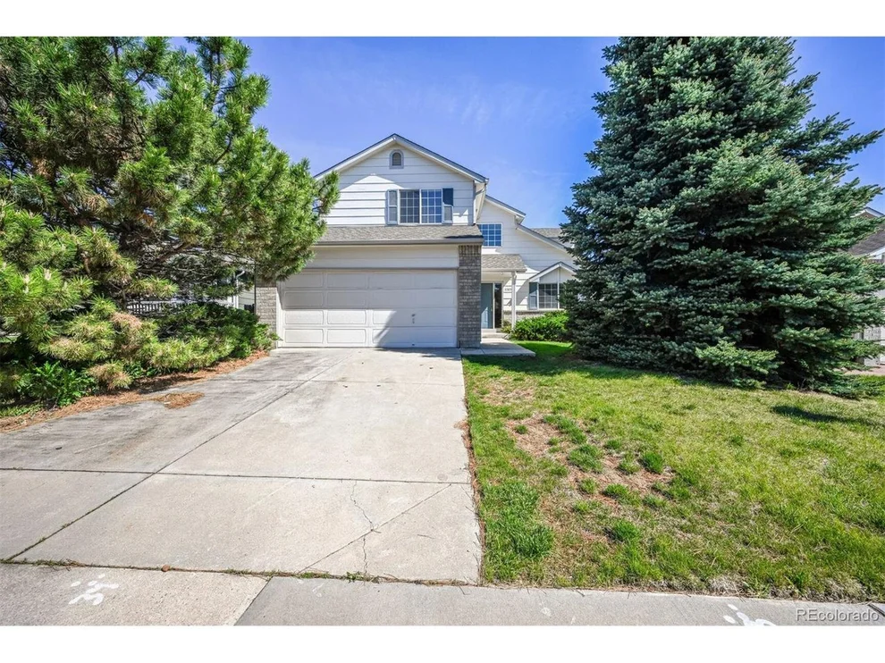 Unit for sale at 11305 W Crestline Dr, Littleton, CO 80127