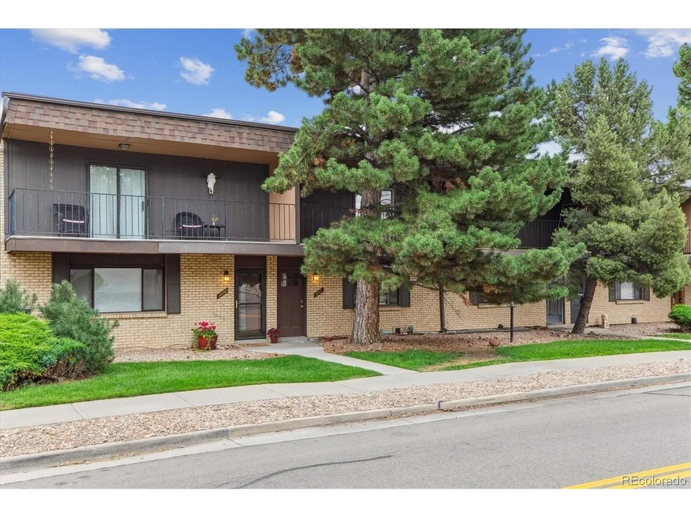 Unit for sale at 1872 Robb St, Lakewood, CO 80215