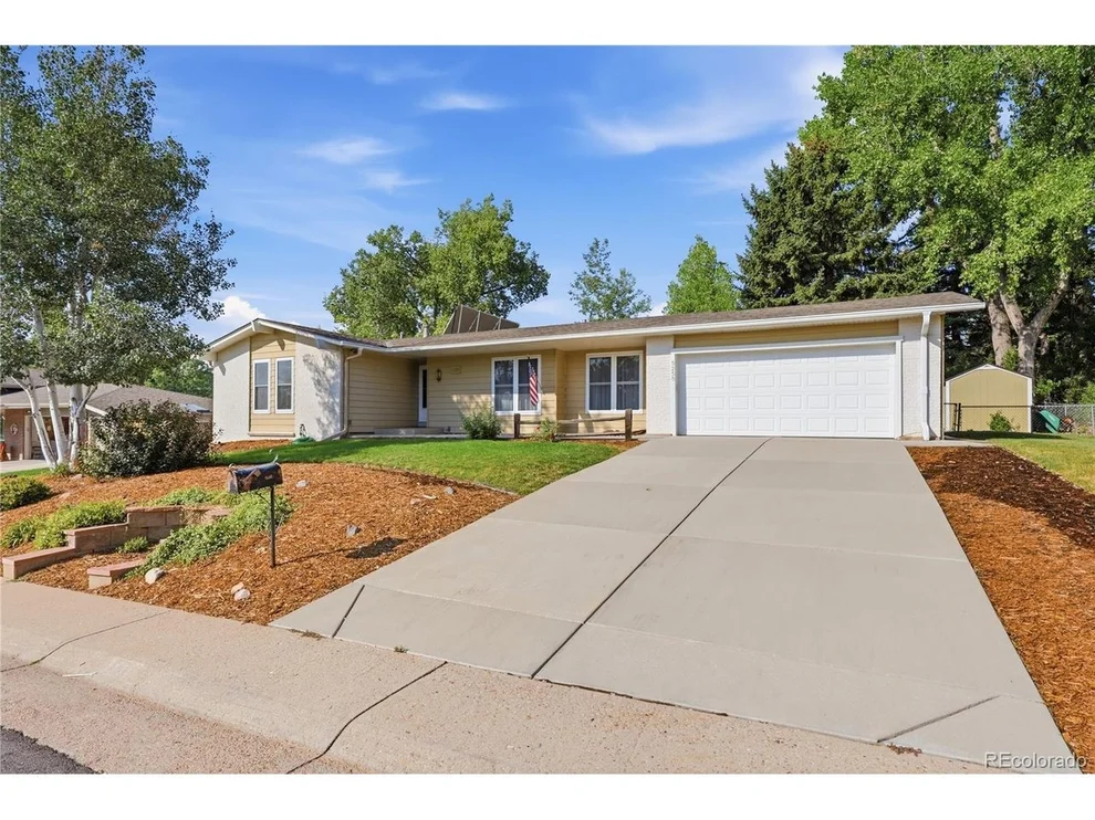 Unit for sale at 5255 Camargo Rd, Littleton, CO 80123