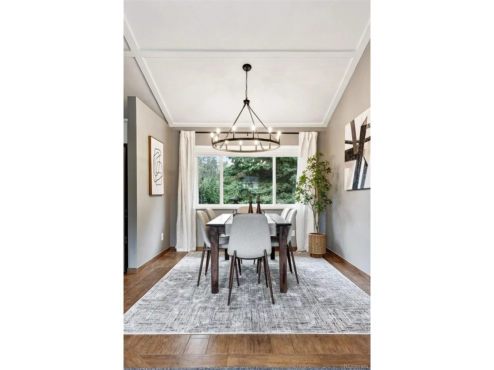 Unit for sale at 3310 S Holly Pl, Denver, CO 80222