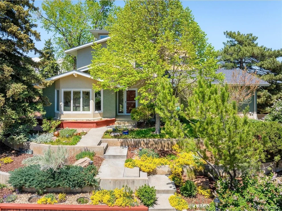 Unit for sale at 6843 Fairview Dr, Boulder, CO 80303