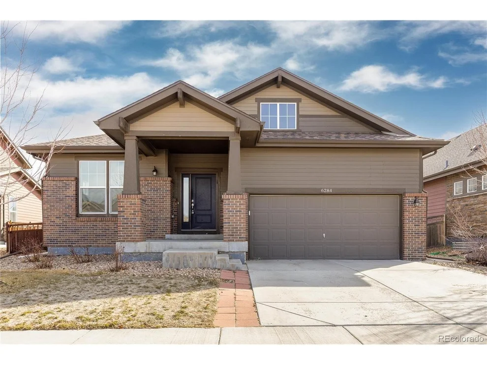 Unit for sale at 6284 N Genoa Way, Aurora, CO 80019