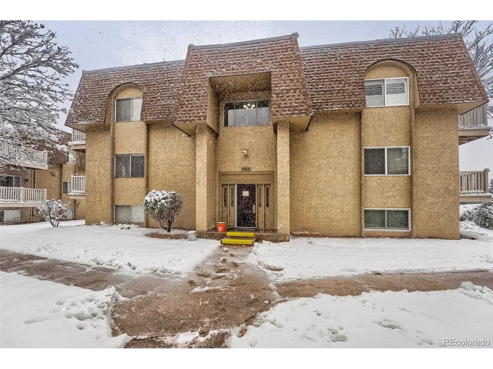Unit for sale at 7355 E Quincy Ave, Denver, CO 80237