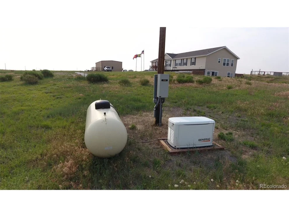 Unit for sale at 43400 E 112th Ave, Bennett, CO 80102