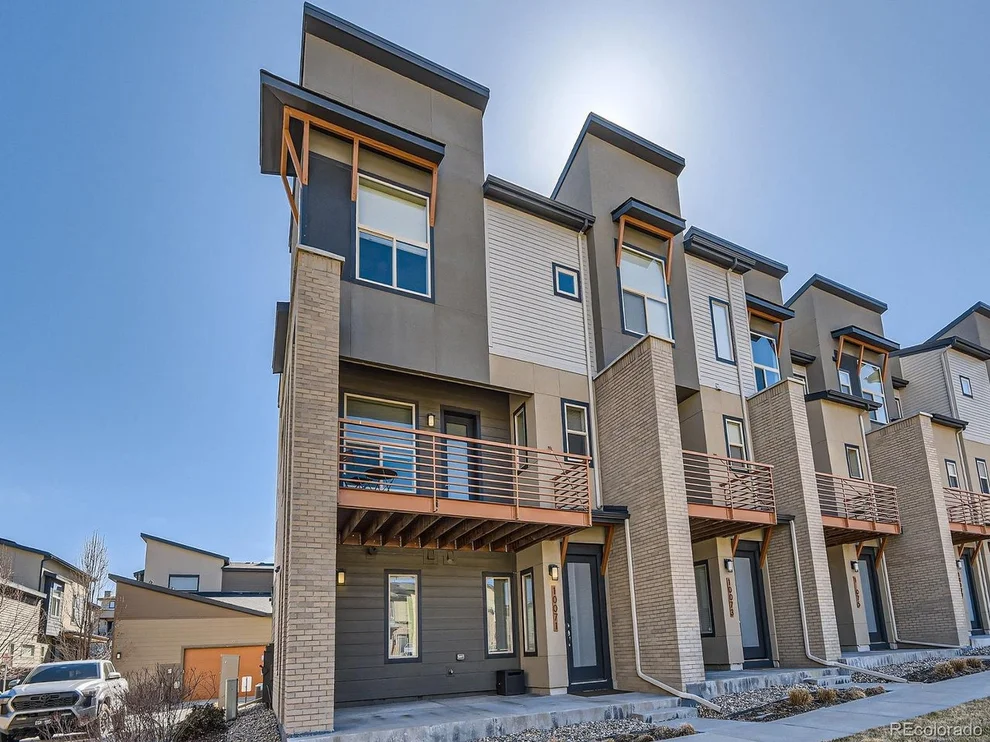 Unit for sale at 10071 Belvedere Cir, Lone Tree, CO 80124