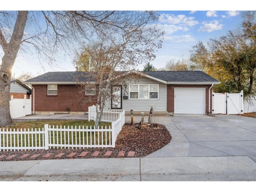 Unit for sale at 1055 Iris St, Broomfield, CO 80020