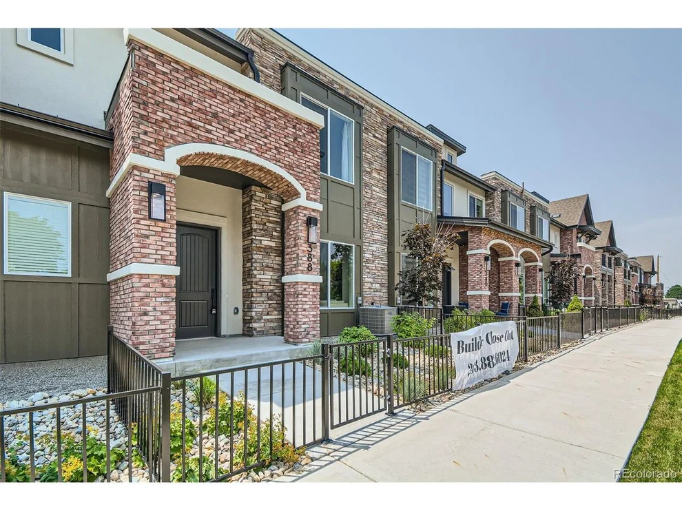 Unit for sale at 388 E Orchard Rd, Centennial, CO 80121