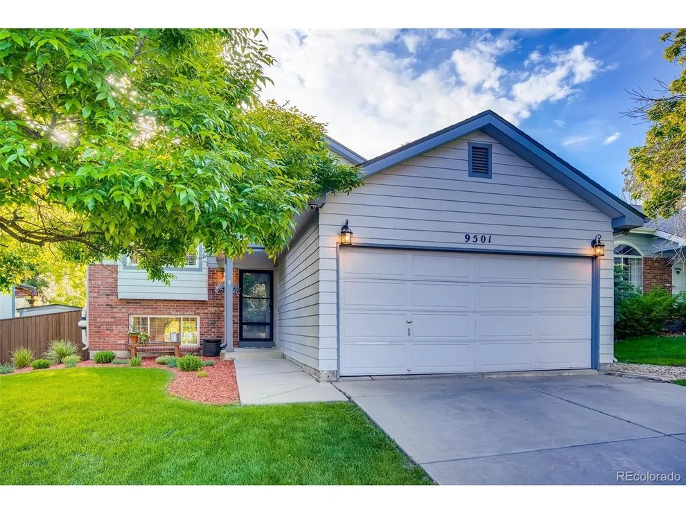Unit for sale at 9501 Burlington Ln, Highlands Ranch, CO 80130