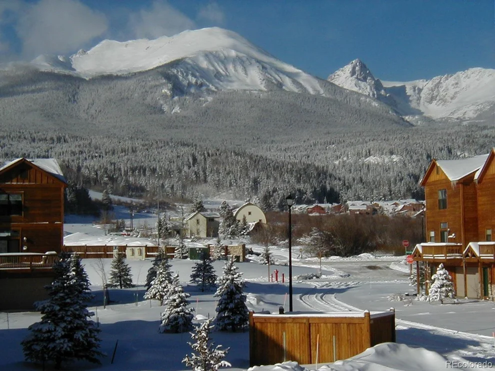 Unit for sale at 116 Creek Ln, Silverthorne, CO 80498