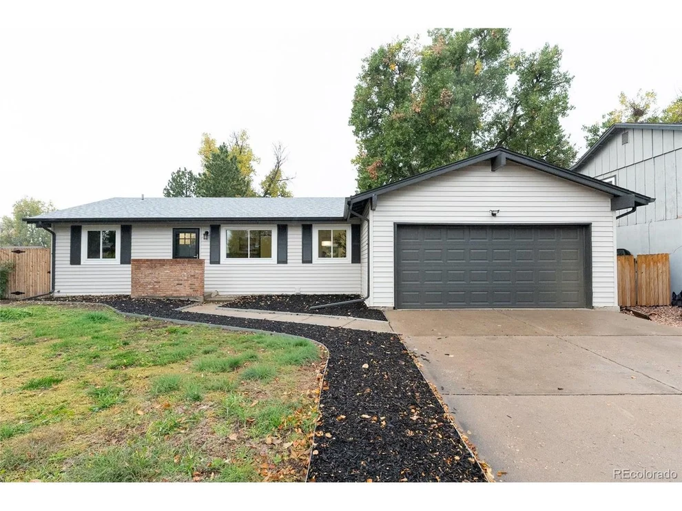 Unit for sale at 12094 E Louisiana Ave, Aurora, CO 80012