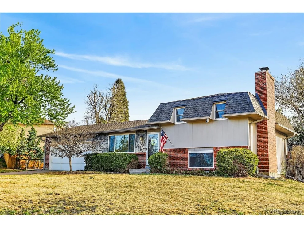 Unit for sale at 4560 E Lake Cir, Centennial, CO 80121