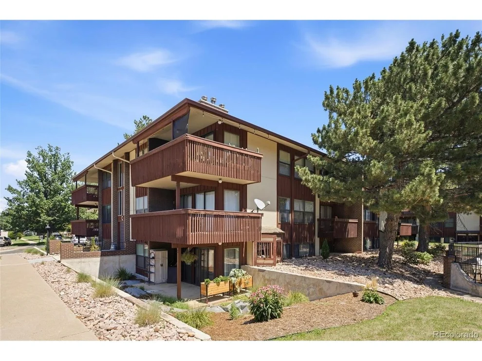Unit for sale at 500 Manhattan Dr, Boulder, CO 80303