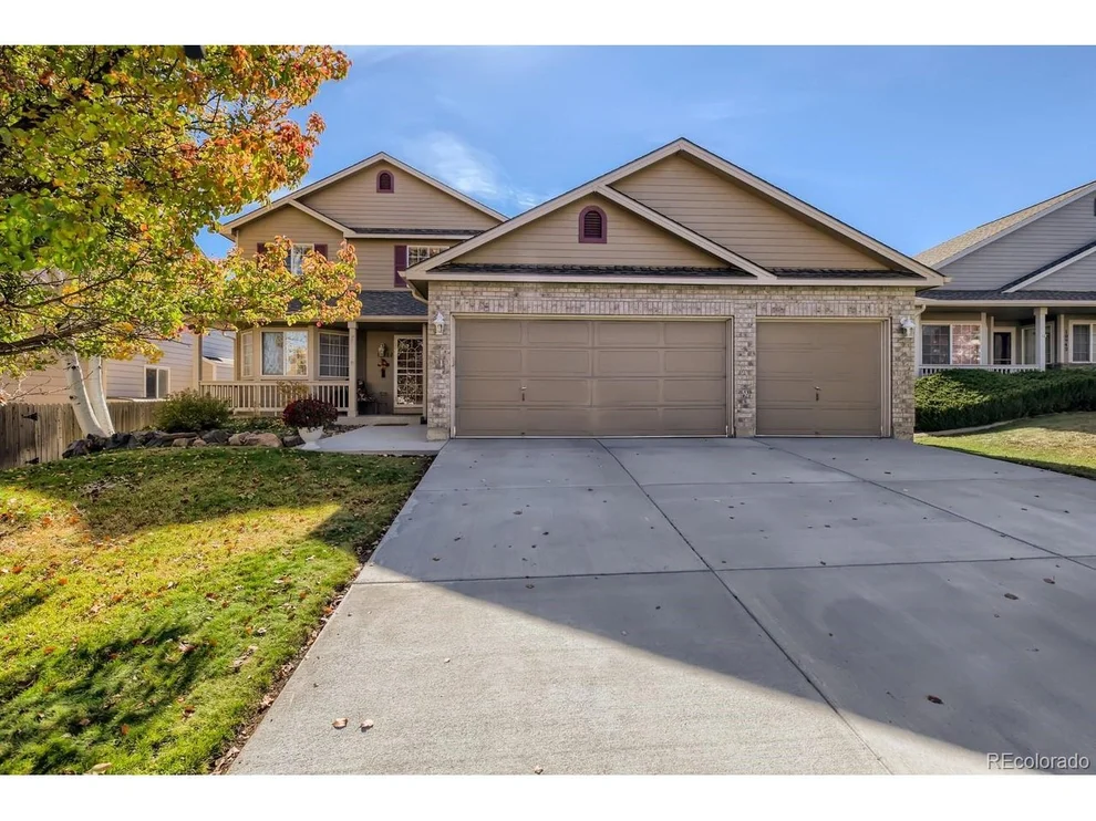 Unit for sale at 10922 W Crestline Dr, Littleton, CO 80127