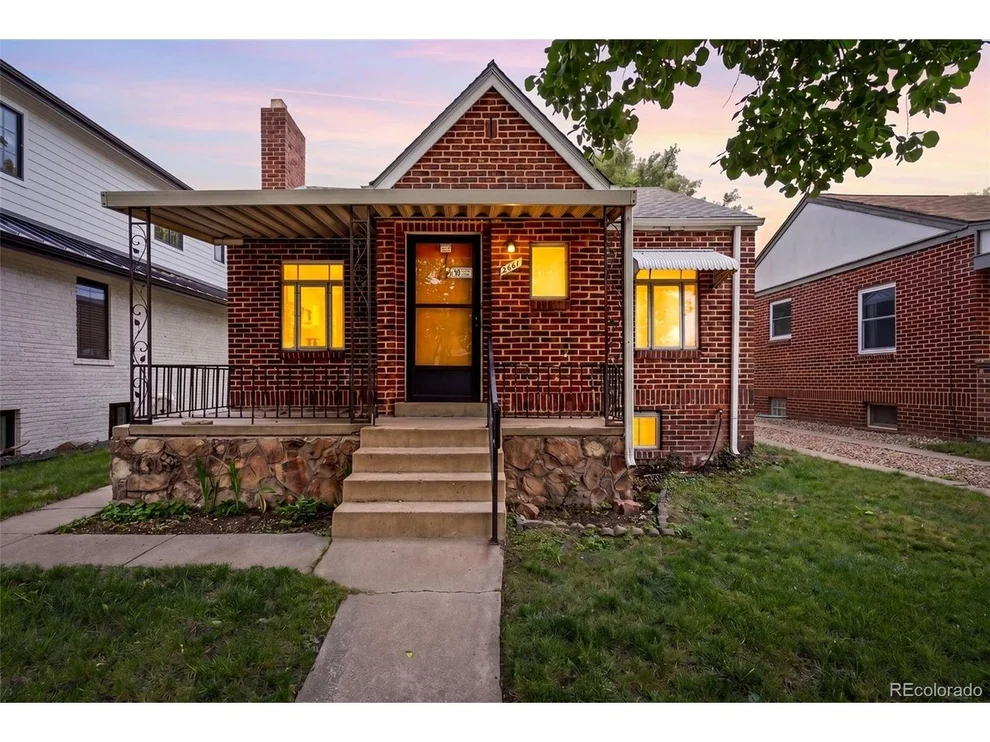 Unit for sale at 2661 N Glencoe St, Denver, CO 80207