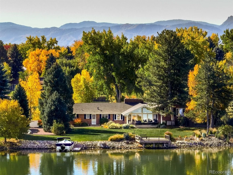 Unit for sale at 5065 W King Crest Ln, Littleton, CO 80123