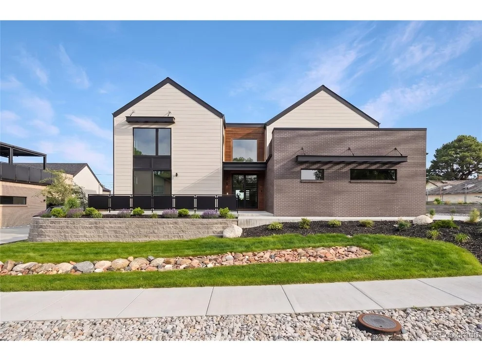 Unit for sale at 3100 Braun Ct, Golden, CO 80403
