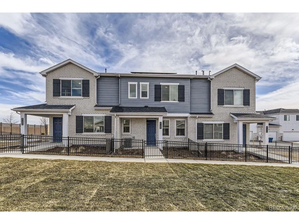 Unit for sale at 27482 E 1st Ave, Aurora, CO 80018