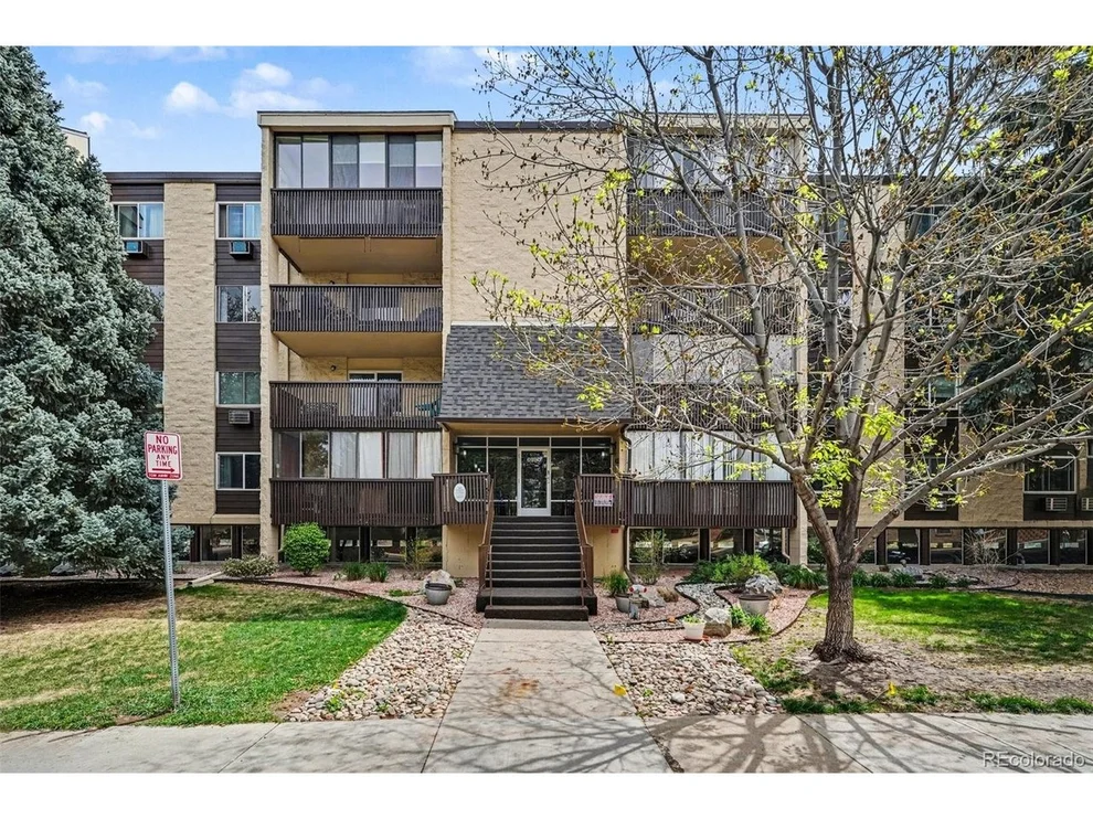 Unit for sale at 6980 E Girard Ave, Denver, CO 80224