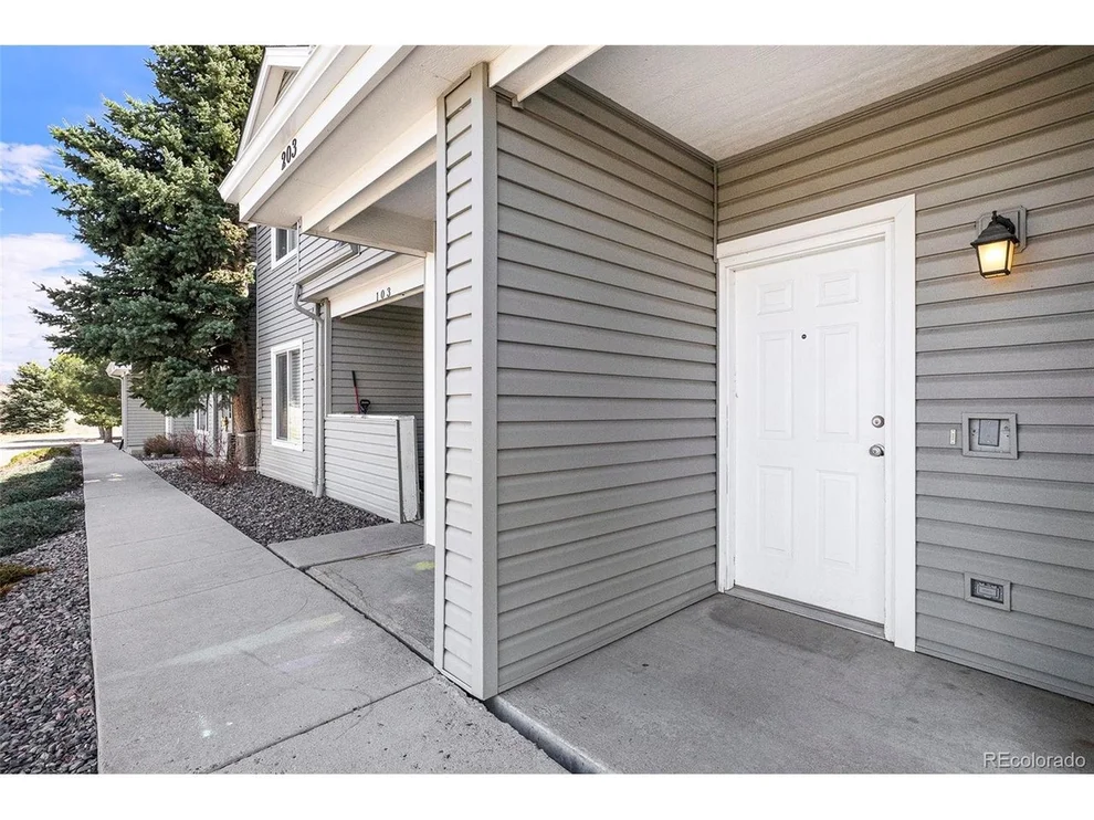 Unit for sale at 905 S Zeno Way, Aurora, CO 80017