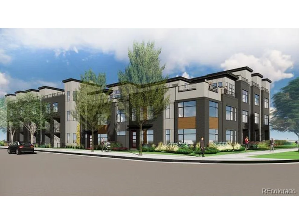 Unit for sale at 24 Oneida Ct, Denver, CO 80230