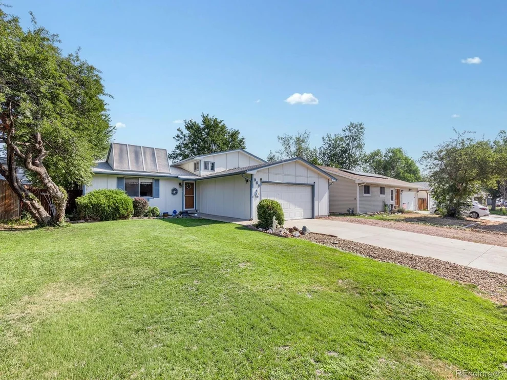 Unit for sale at 963 E 7th Ave, Broomfield, CO 80020