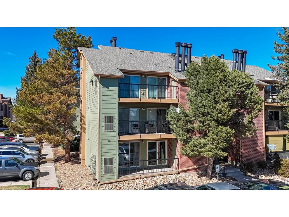 Unit for sale at 4899 S Dudley St, Littleton, CO 80123