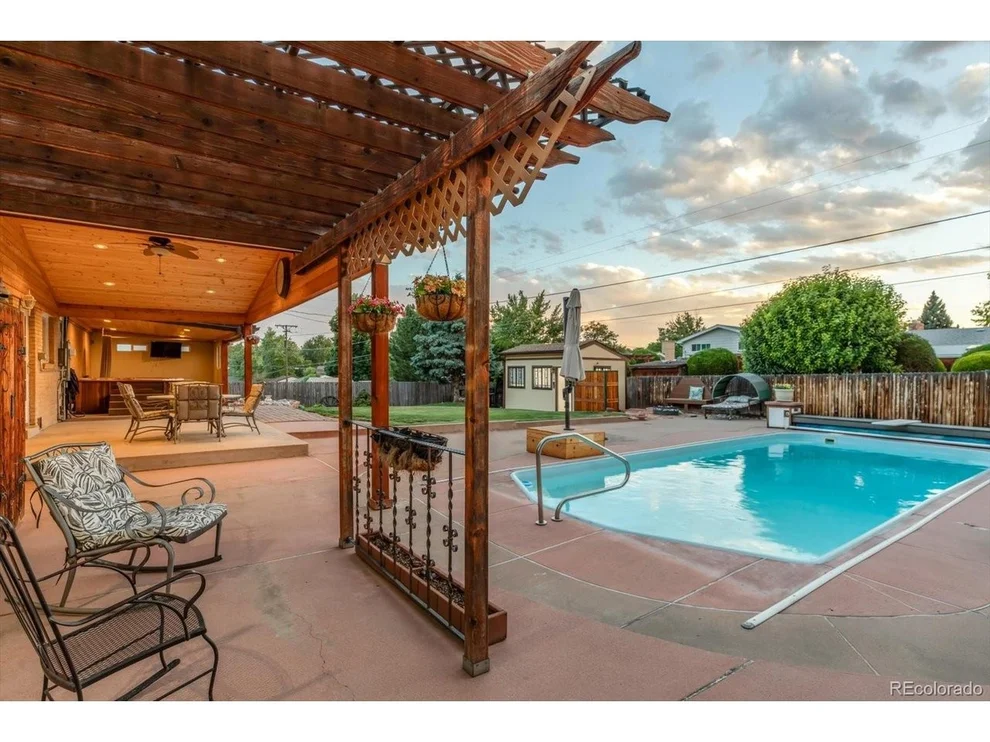 Unit for sale at 10757 Livingston Dr, Northglenn, CO 80234