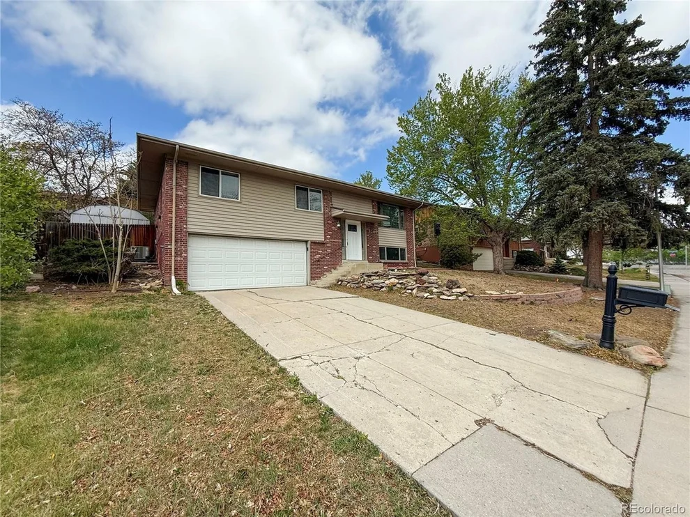 Unit for sale at 1437 S Yank St, Lakewood, CO 80228