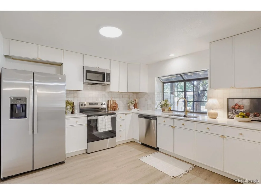 Unit for sale at 12662 E Warren Dr, Aurora, CO 80014