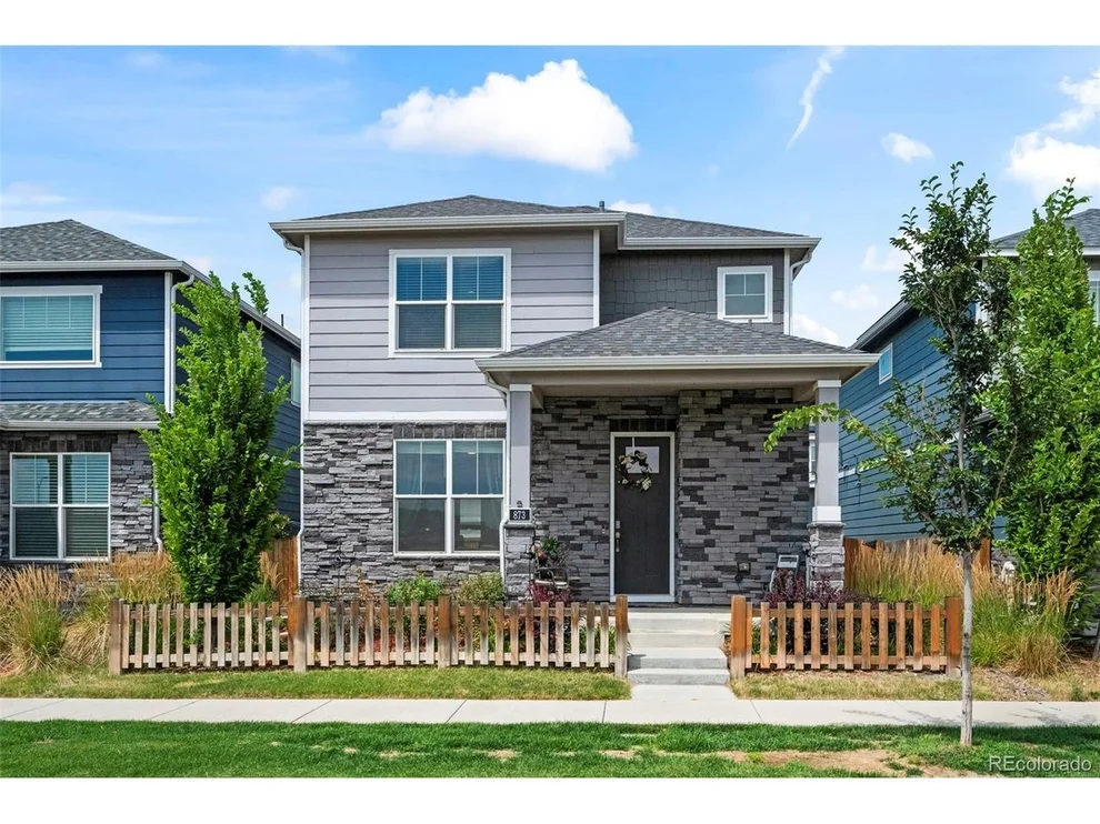 Unit for sale at 873 N Riviera St, Aurora, CO 80018