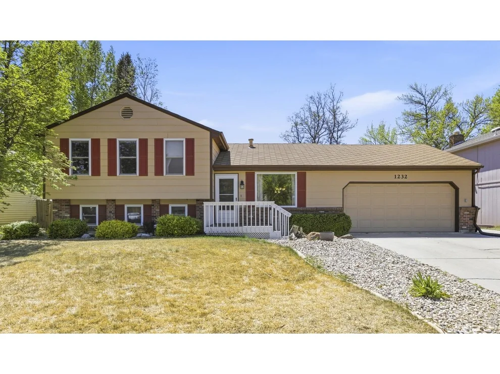 Unit for sale at 1232 Bowwood Dr, Loveland, CO 80538