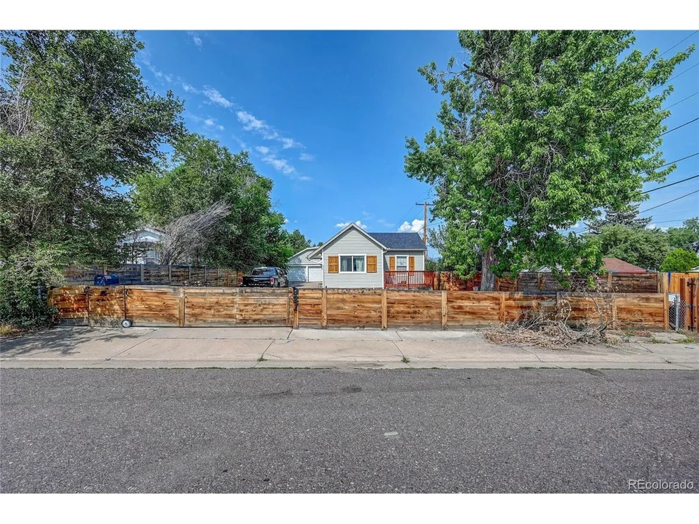Unit for sale at 927 S Yates St, Denver, CO 80219