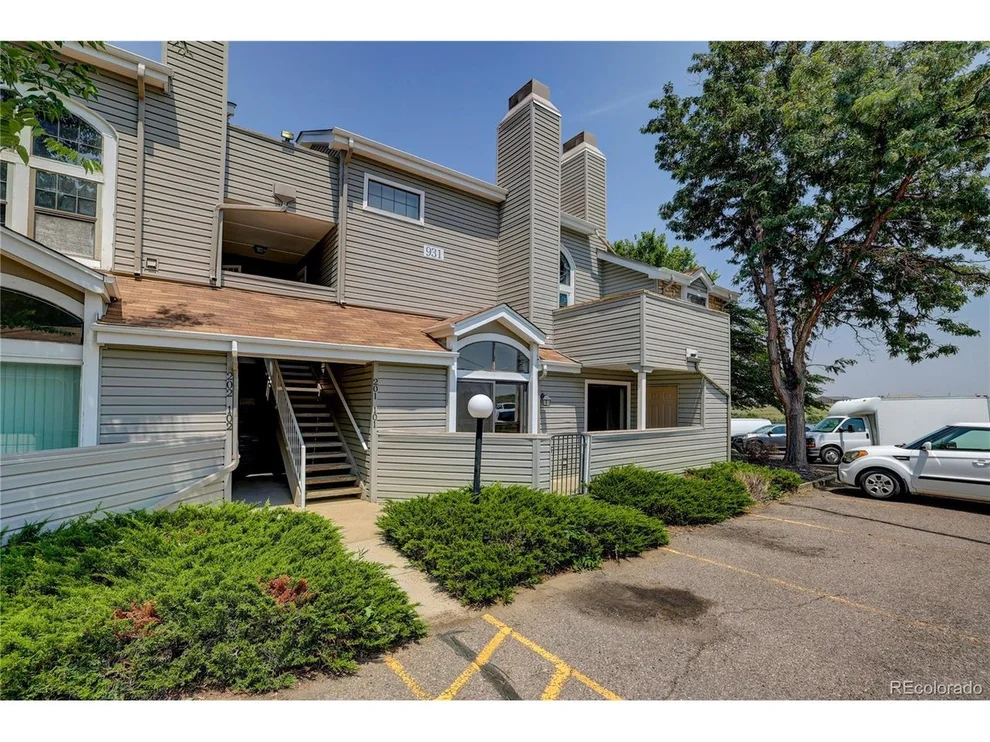 Unit for sale at 931 S Zeno Way, Aurora, CO 80017