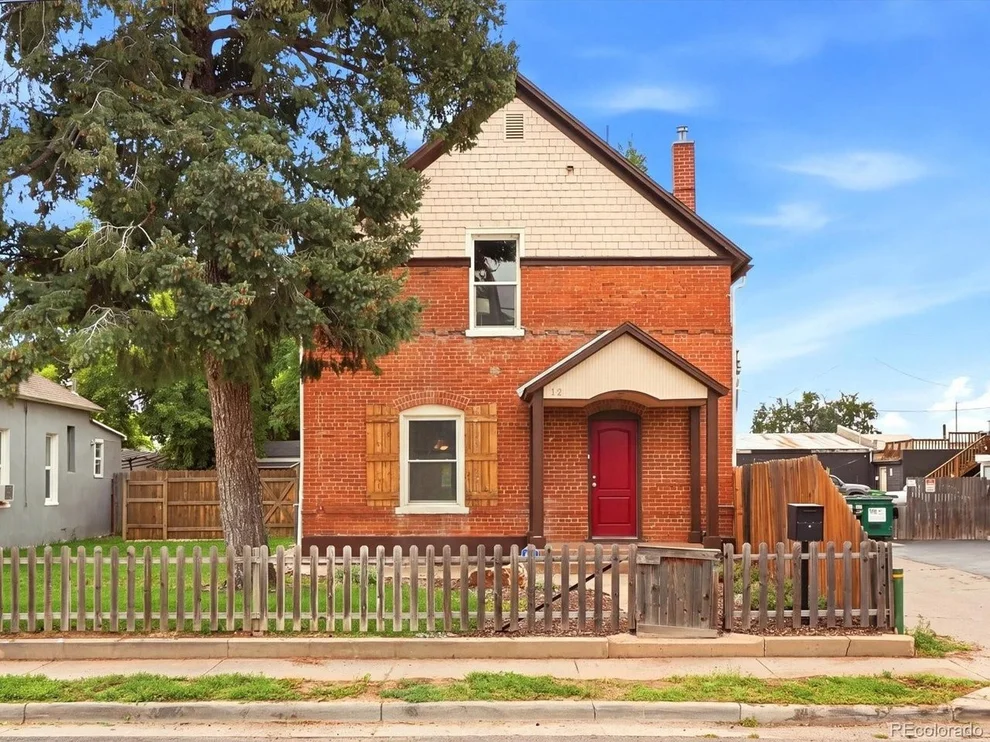 Unit for sale at 12 E Quincy Ave, Englewood, CO 80113