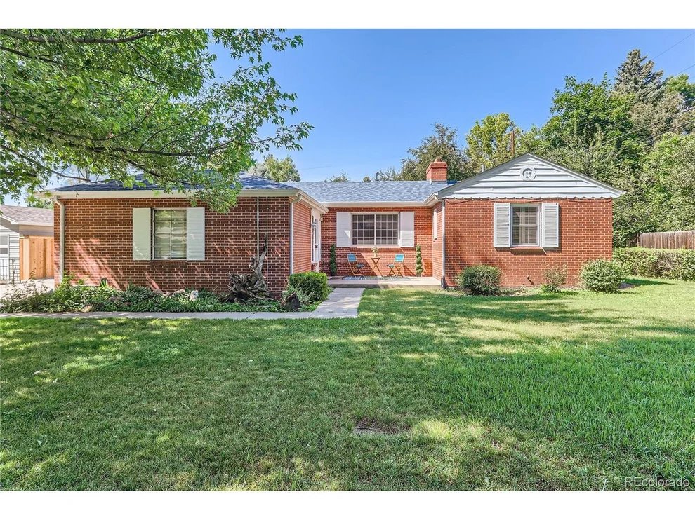 Unit for sale at 1607 Glen Bar Dr, Lakewood, CO 80215