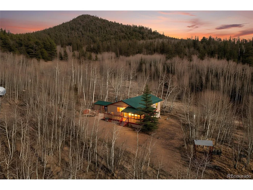 Unit for sale at 888 W Longbow Dr, Jefferson, CO 80456