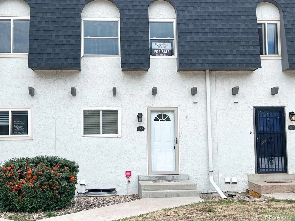 Unit for sale at 488 E Highline Cir, Centennial, CO 80122