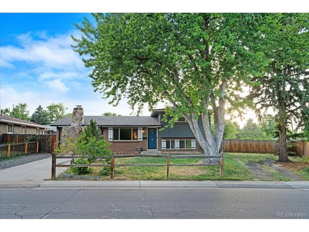 Unit for sale at 1505 S Endicott St, Lakewood, CO 80232